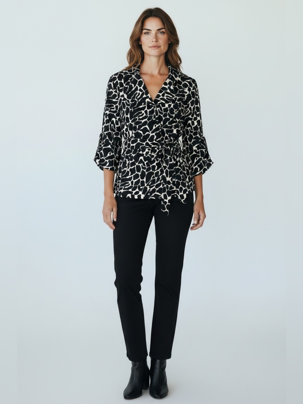 Talie Giraffe Print Belted Trench Jacket Black White 3/4 Sleeve Small Excellent